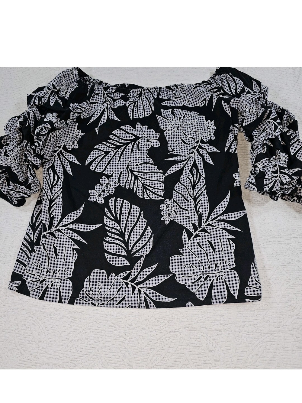 Tropical Off The Shoulder Top Smocked Puff Sleeve Black White Palm Leaf Print S